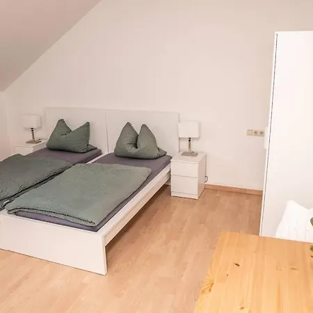 Gemuetliche Ferienwohnung Im Zentrum Von Plauen * 플라우엔